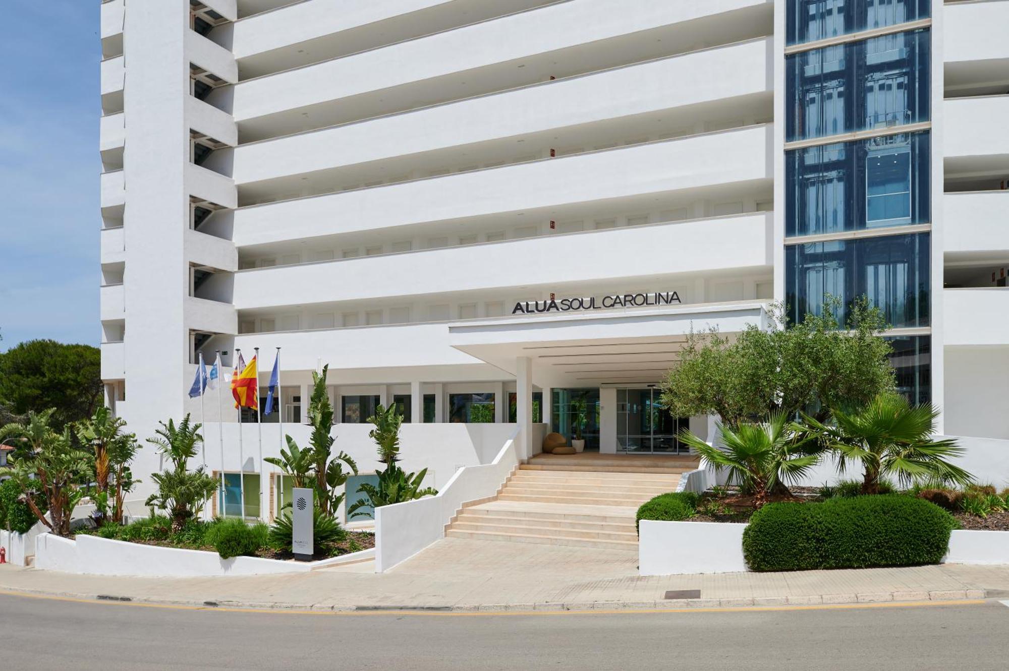 Отель Aluasoul Carolina - Adults Only Фонт-де-Са-Кала Экстерьер фото