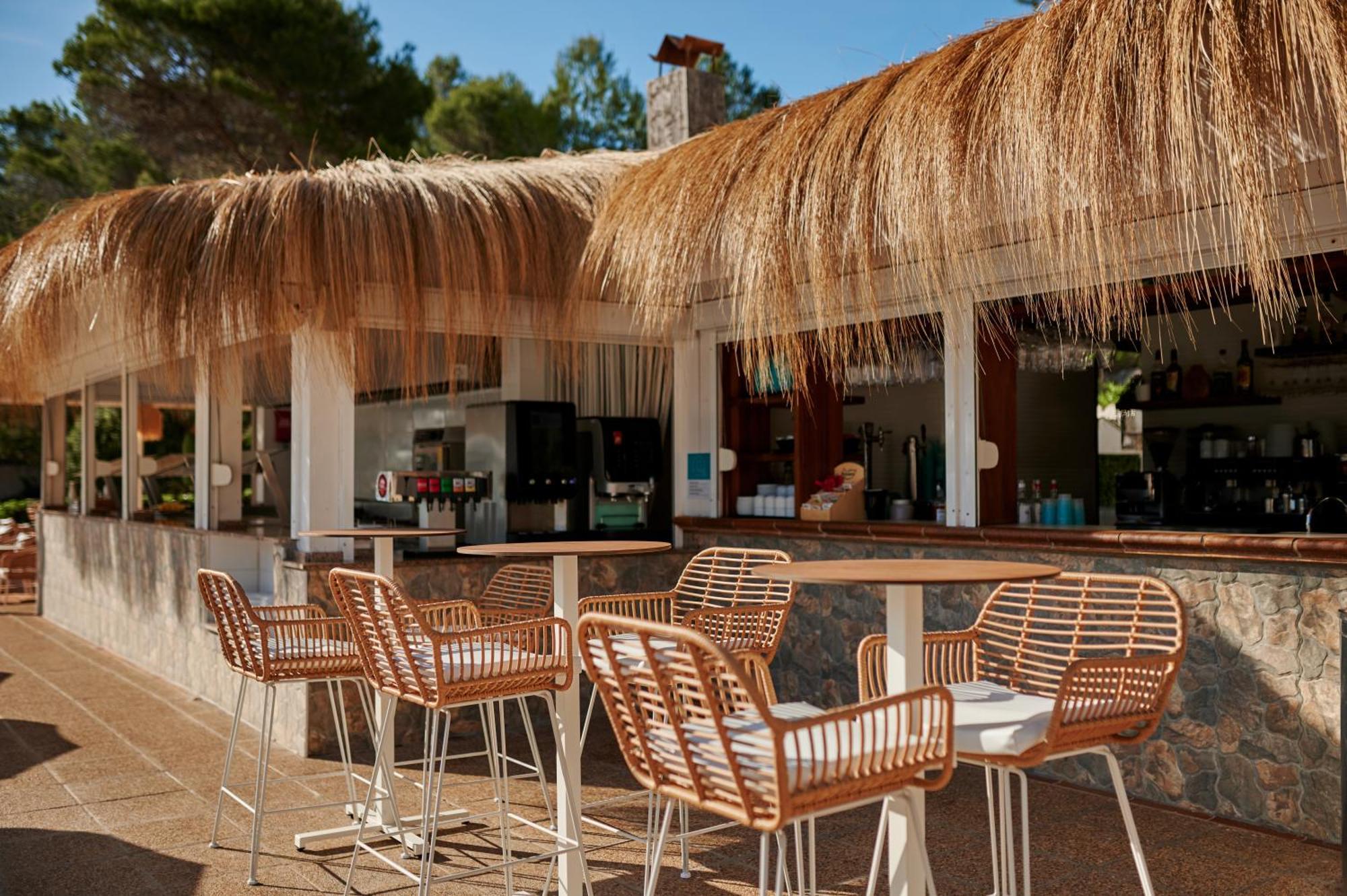 Отель Aluasoul Carolina - Adults Only Фонт-де-Са-Кала Экстерьер фото