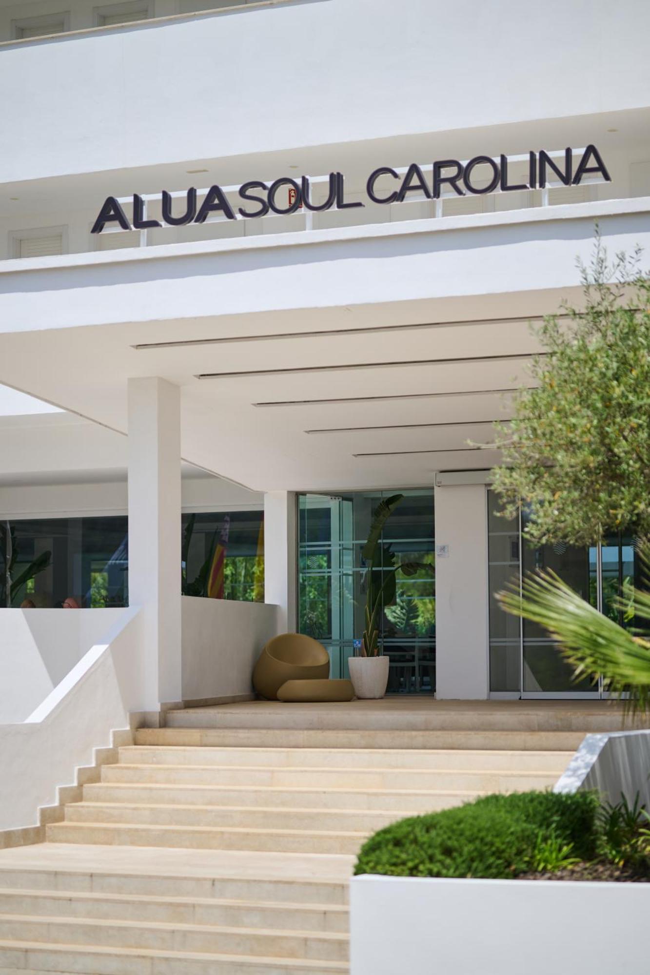 Отель Aluasoul Carolina - Adults Only Фонт-де-Са-Кала Экстерьер фото